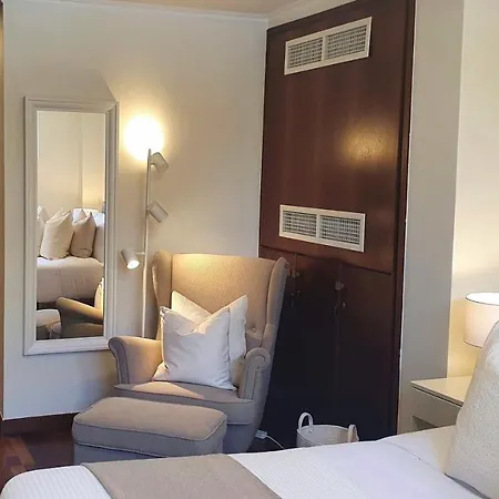 Phaedrus Living Amorosa 13 Beachside