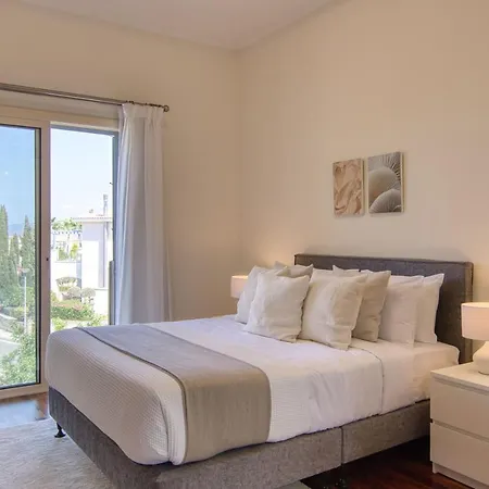 Villa Phaedrus Living Amorosa 13 Beachside *